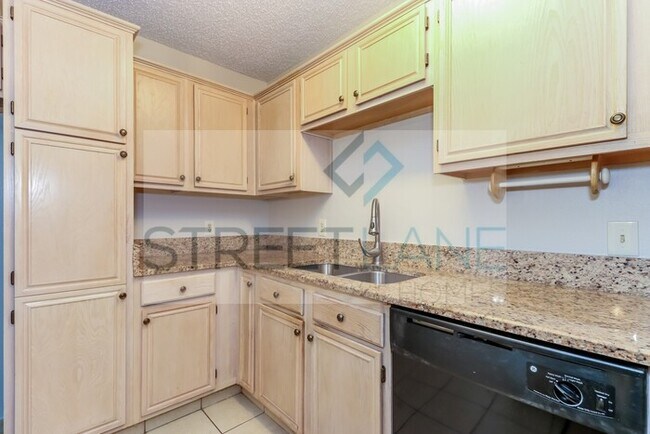 Building Photo - REDUCED! - Now offering $300 off first ful...