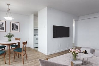 Building Photo - Westdale Apartments