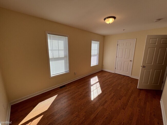 Building Photo - 3 br, 2 bath House - 1612 Cherry St