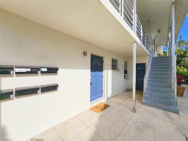 Foto del edificio - 331 Walton Blvd