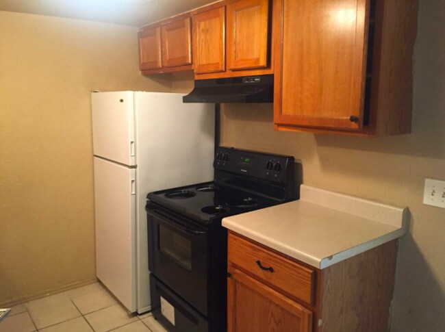 Foto del edificio - 7305 Melrose Ln