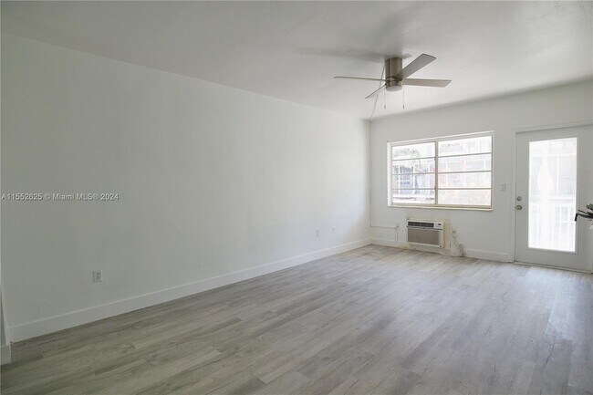 Building Photo - 4201 Indian Creek Dr