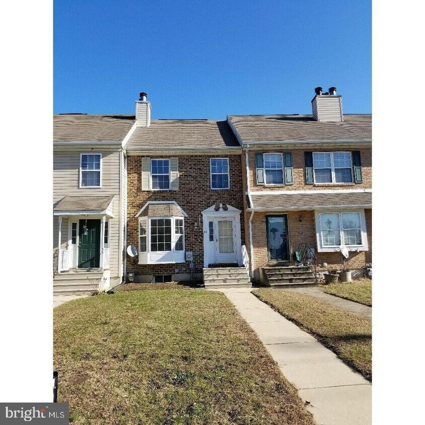 Primary Photo - 23 Marsh Creek Ln