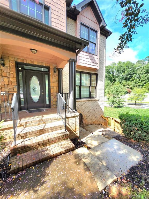 Building Photo - 3306 Chastain Ridge Dr