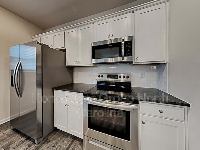 Building Photo - 766 Pointe Andrews Drive