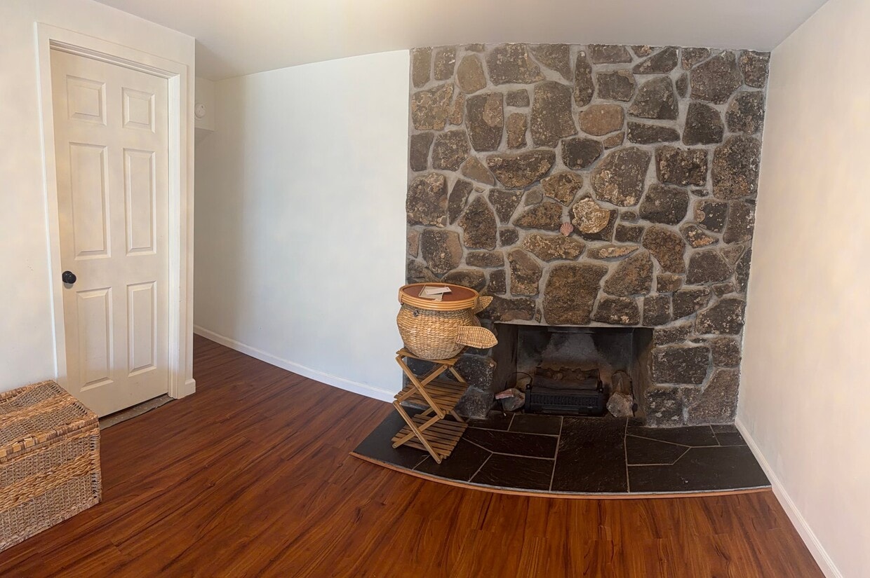 Foto del edificio - 472 Mountain Shadow Dr