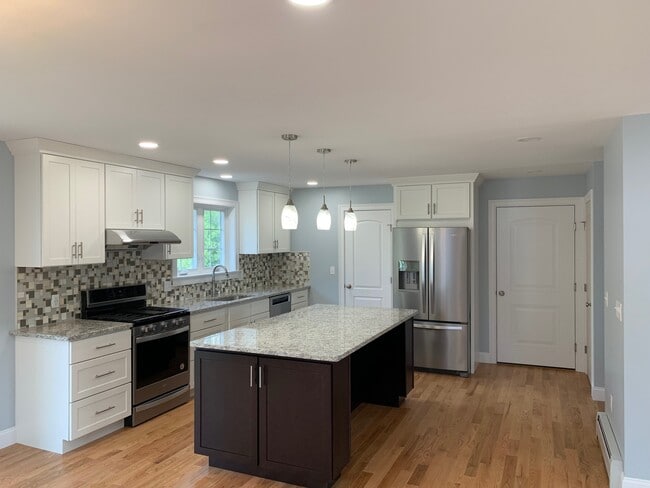 Building Photo - 38 Gristmill Ln