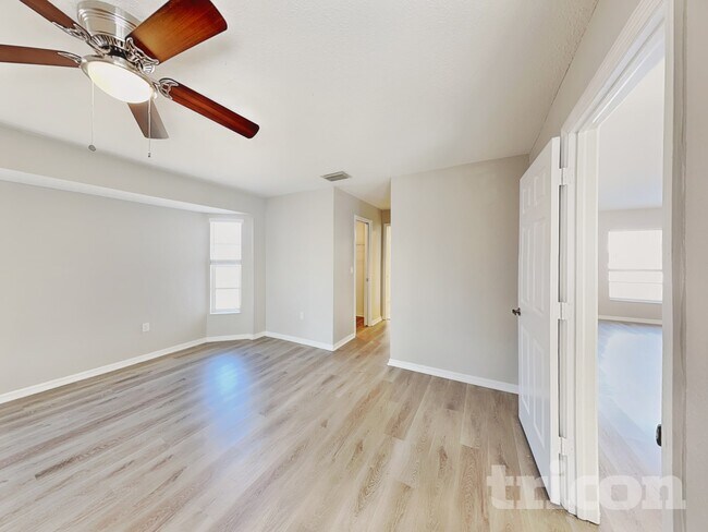 Foto del edificio - 26429 Asuncion Dr