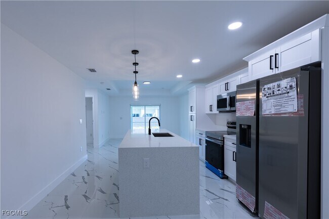 Foto del edificio - 4800 Nelson Dr