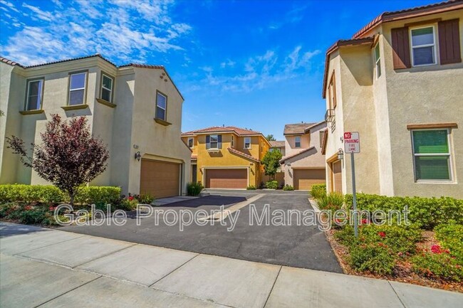 Foto del edificio - 26835 Albion Way