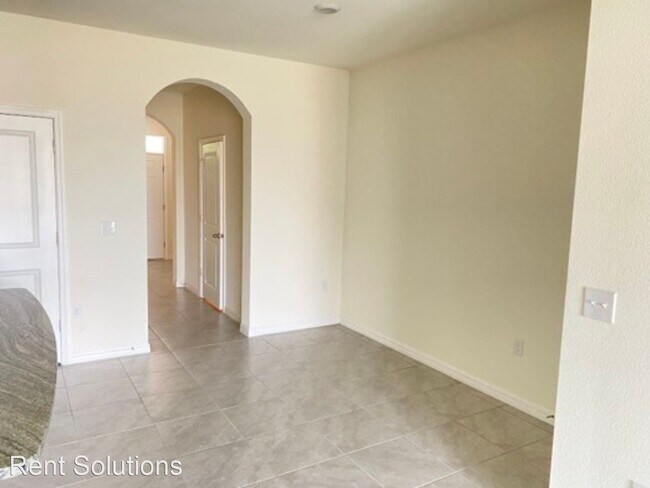 Building Photo - 3 br, 2.5 bath House - 32925 Pez Landing