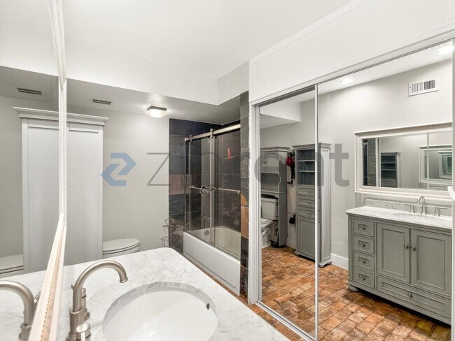 Foto del edificio - 8162 Havasu Cir