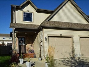 Building Photo - 8226-8113 113 St