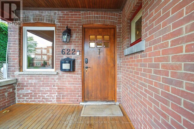 Photo du bâtiment - 622 Simcoe St N