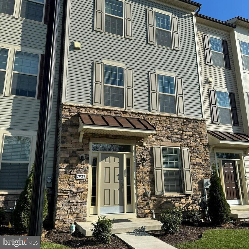 7923 Wormans Mill Rd, Frederick, MD 21701 Townhome Rentals in