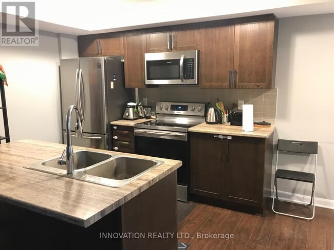 Building Photo - 315 Eldorado Private