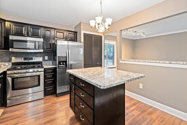 Foto del edificio - 1985 Peerce Ct