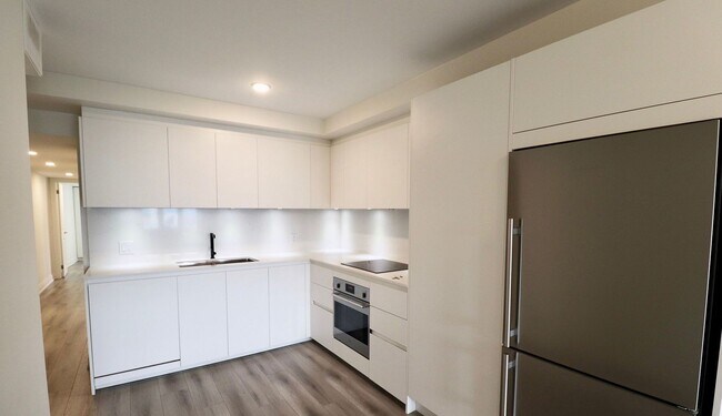 Photo du bâtiment - Functionality At It's Finest! (2 Bed, 2 Bath)