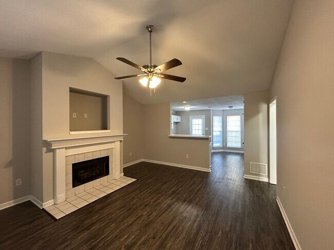 Foto del edificio - 2350 Lasonya Ln