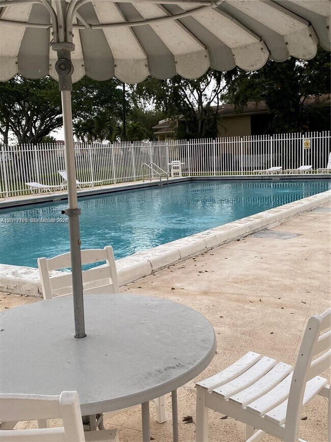 Foto del edificio - 22221 SW 103rd Ct