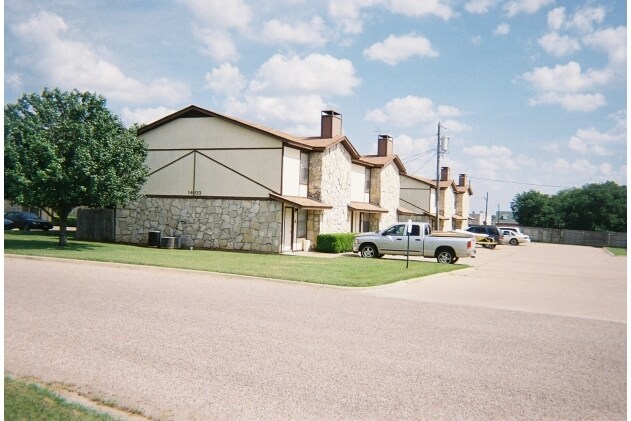 Foto del edificio - Towne North Luxury Apartments