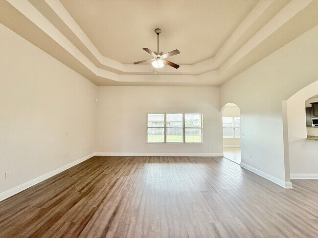 Foto del edificio - Beautiful 3-Bedroom Corner Lot