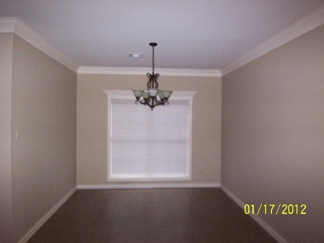 Building Photo - 124 Saint Fabian Dr
