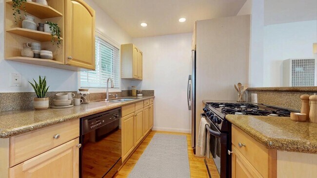 Foto del edificio - 1514 Manhattan Beach Blvd