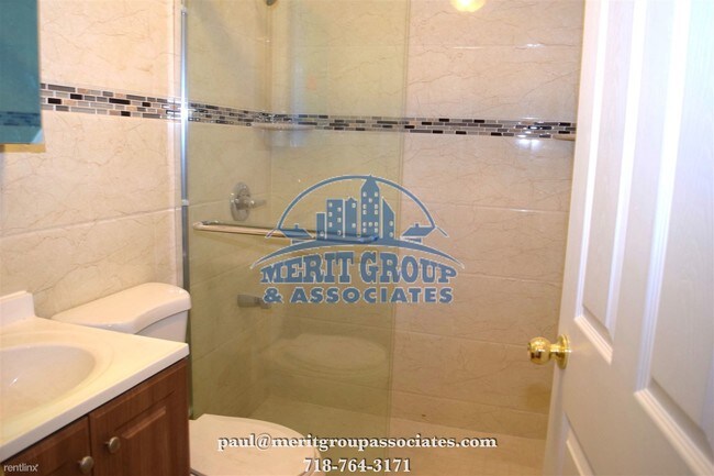 Foto del edificio - 3976 51st St