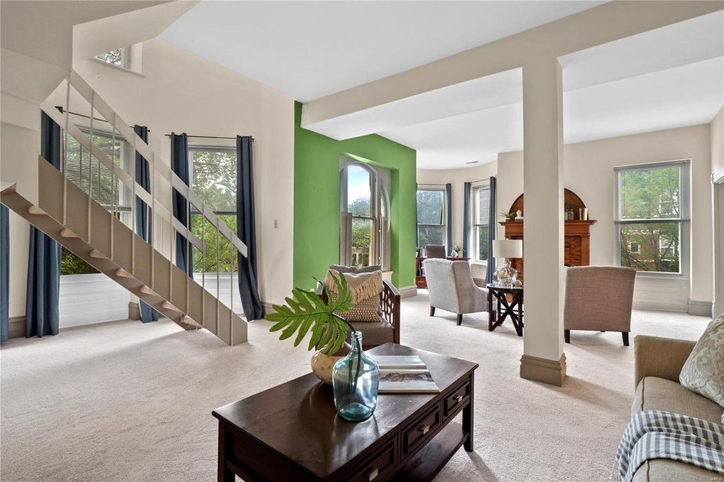 Foto principal - 4487 McPherson Ave