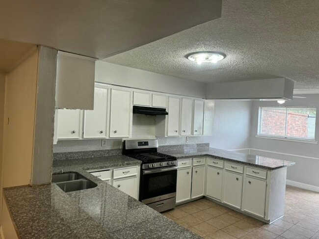 Foto del edificio - 9507 Braeburn Glen Blvd