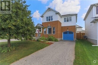 Building Photo - 29 Gaydon Way