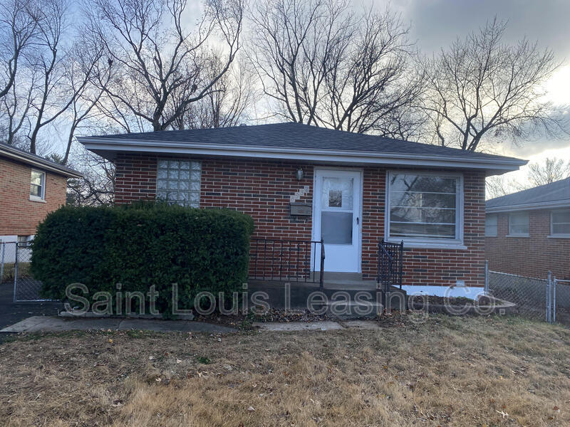 8932 Bessemer Ave, Berkeley, MO 63134 House Rental in Berkeley, MO