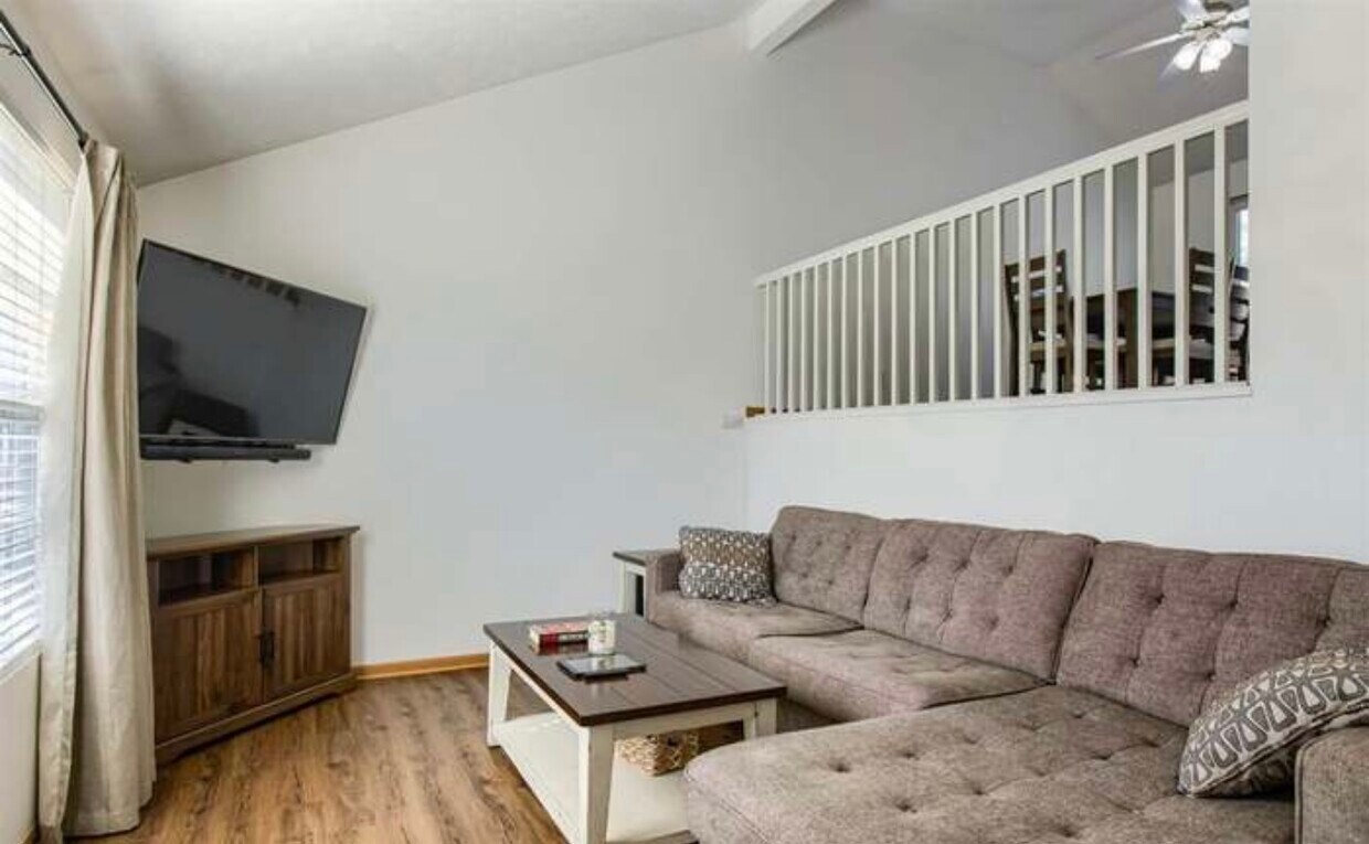Foto principal - 17748 Margo St