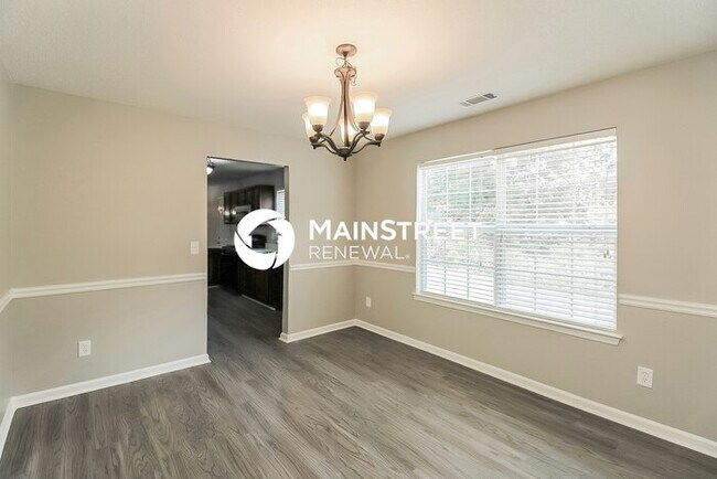 Foto del edificio - 4 Bedroom Pet-Friendly Home in Ellenwood, GA with Main Street Renewal