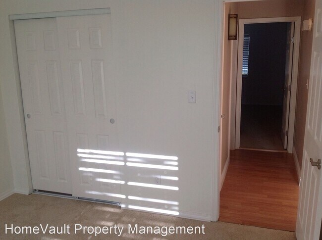 Foto del edificio - 2 br, 1 bath House - 5210 Hickory Avenue