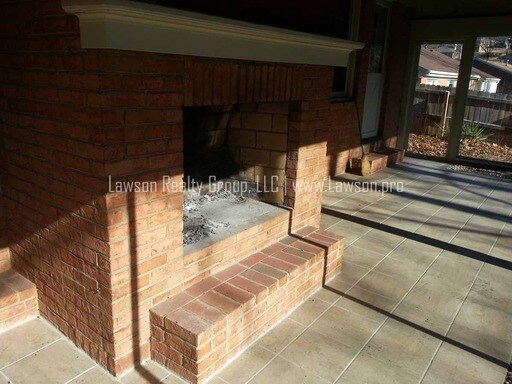 Building Photo - 4162 Woodridge Dr