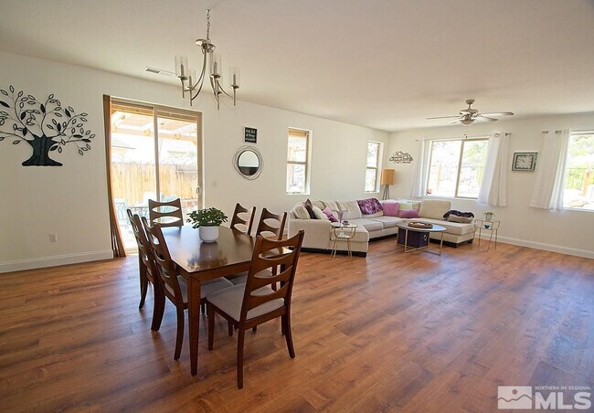 Building Photo - 1051 Bogie Ct