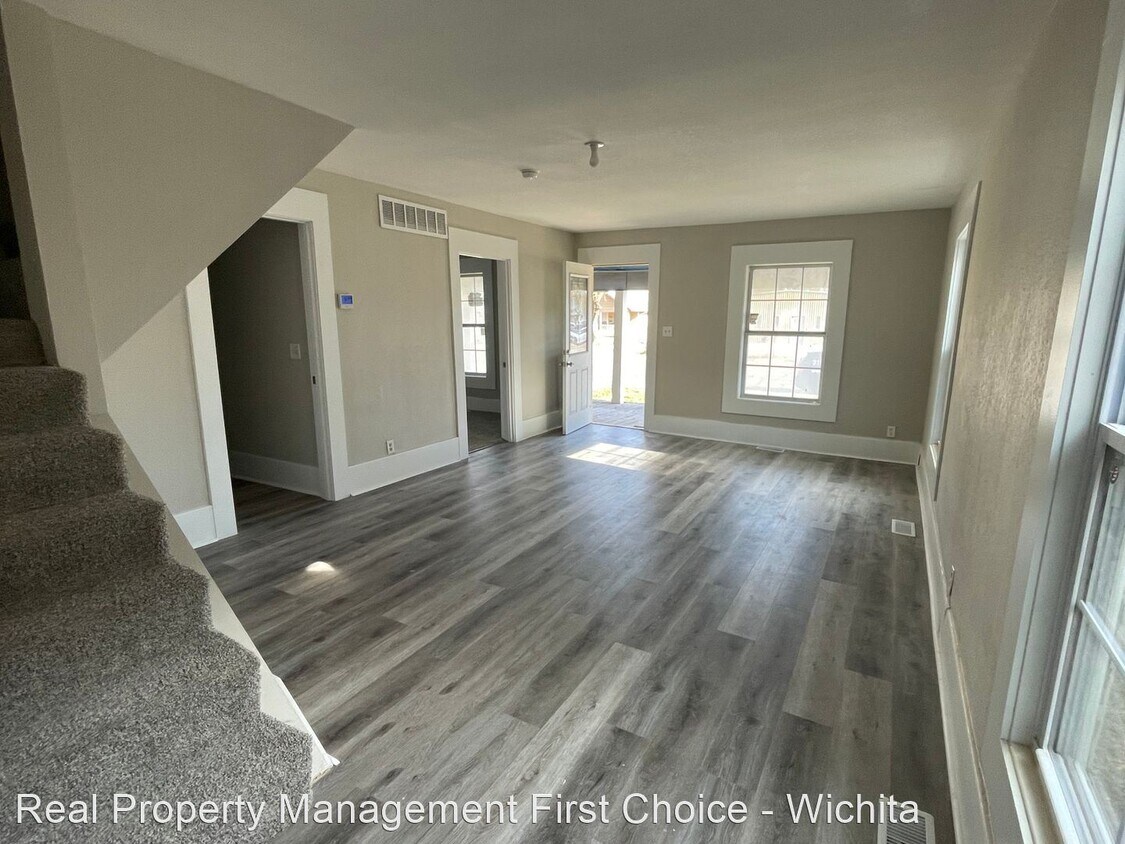 Primary Photo - 4 br, 1.5 bath House - 1105 N Cleveland