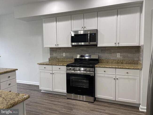 Foto del edificio - 25238 Orchard View Terrace