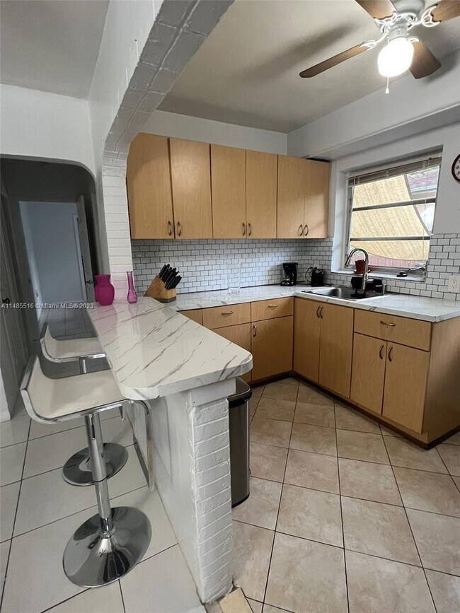 Foto del edificio - 1431 SW 20th St