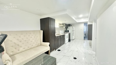 Building Photo - 4 Golfhaven Dr