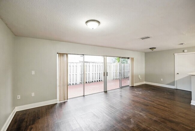 Foto del edificio - 14731 SW 92nd St