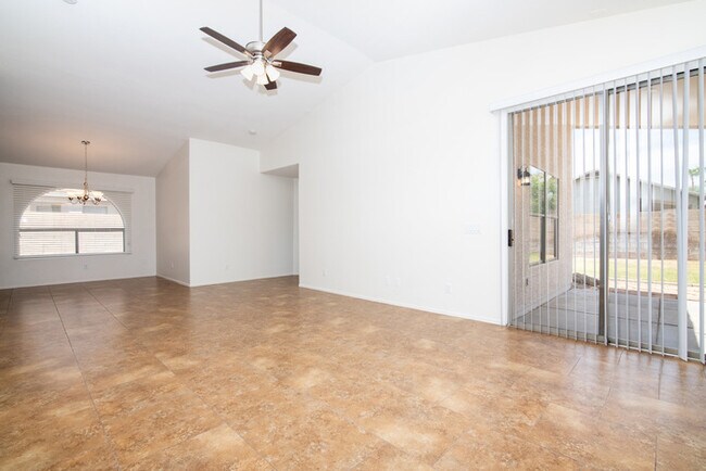 Building Photo - Move-in ready home in Gilbert!
