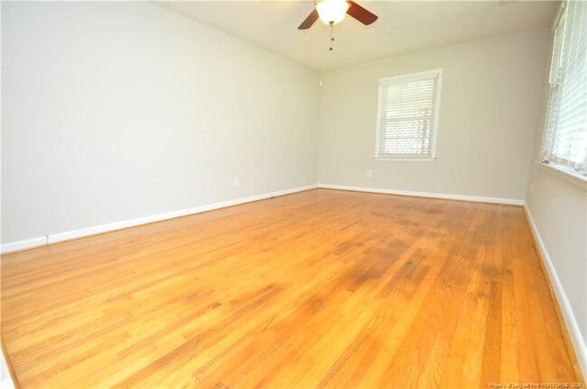 Foto del edificio - 4814 Greenbrier Rd