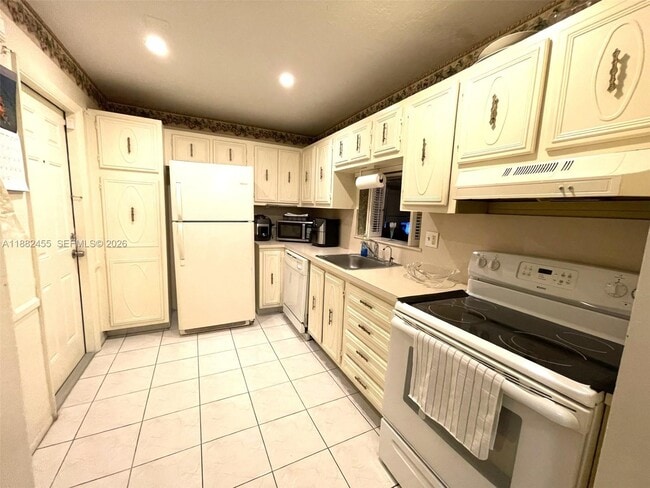 Building Photo - 4151 NW 41st St