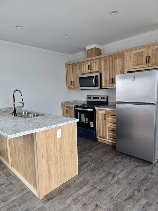 Building Photo - Brand new 2 bed, 2 bath manufactured home!