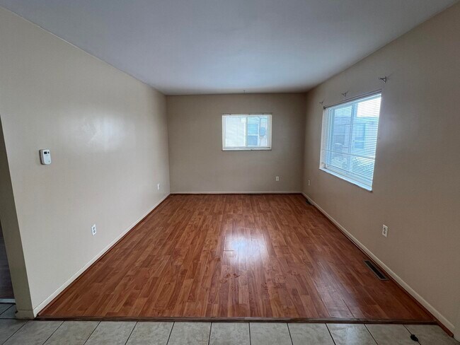 Foto del edificio - 7944 Grand St