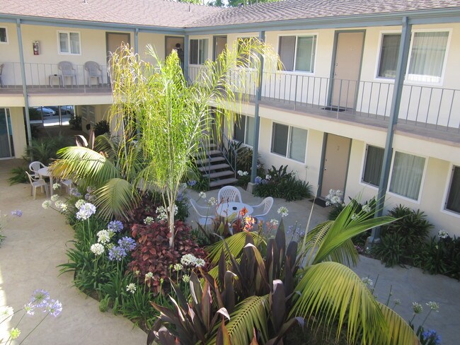 Complejo tranquilo - 6681 Berkshire Ter