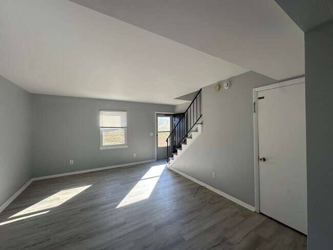 Foto del edificio - 2223 Bailey Ave